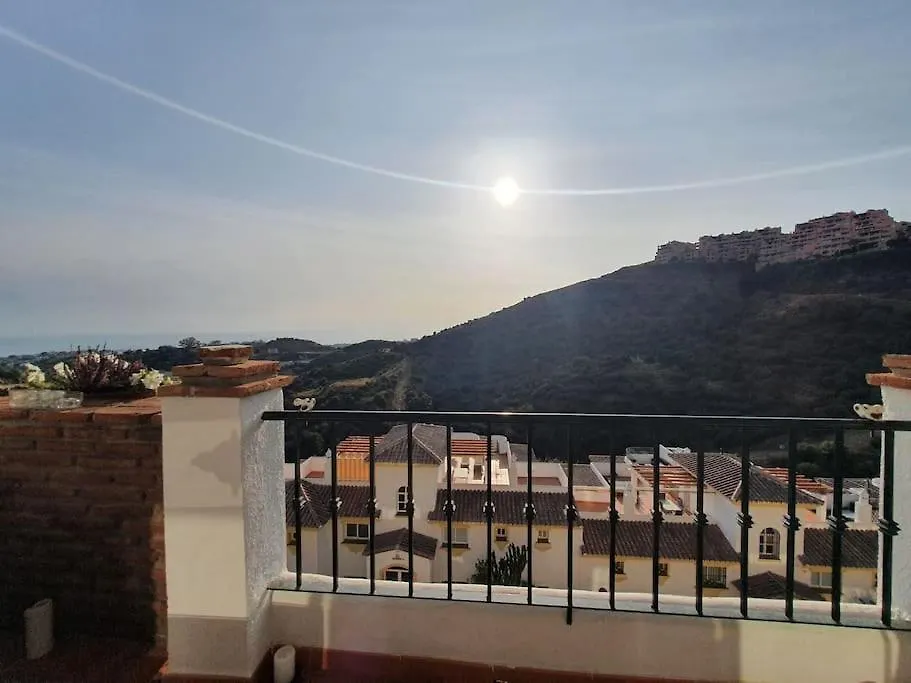 Apartment Ferienwohnung Atico Con Jacuzzi Vista Mar Y Montana Mijas Spanien